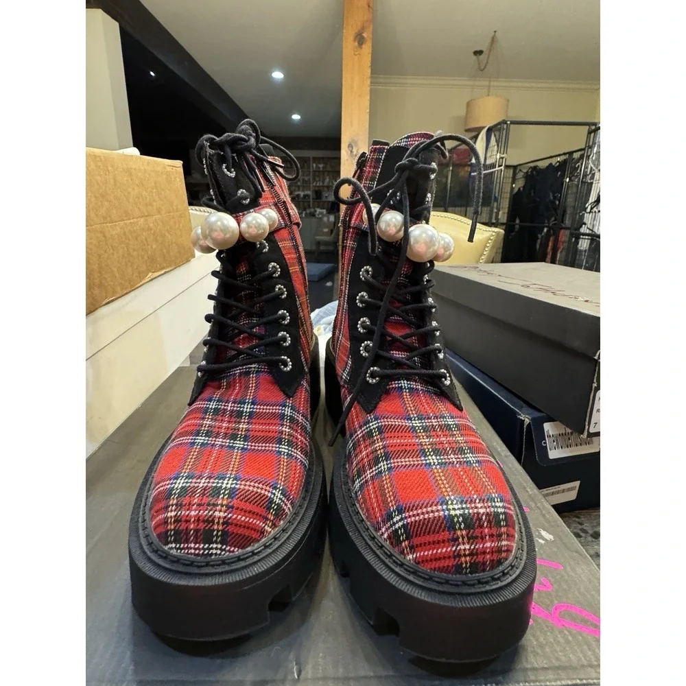 Betsey Jonnie Boots Women Heathr Red Plaid Size 9.5 Holiday Pearl Sequin Animal